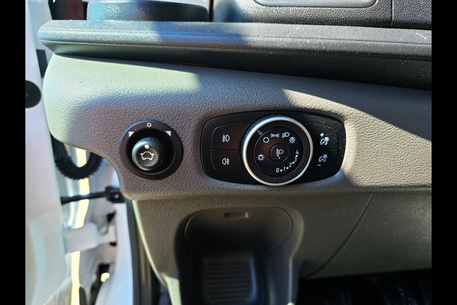 Ford Transit 350 2.0 TDCI L3H2 Trend - 130 Pk - Euro 6 - ParkeerCamera - Airco - Cruise Control