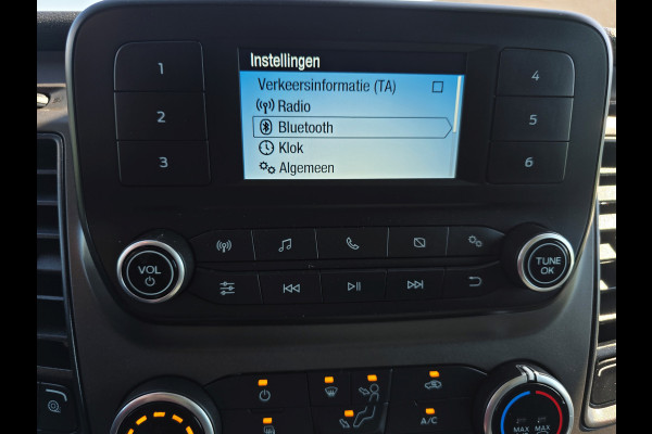 Ford Transit 350 2.0 TDCI L3H2 Trend - 130 Pk - Euro 6 - ParkeerCamera - Airco - Cruise Control