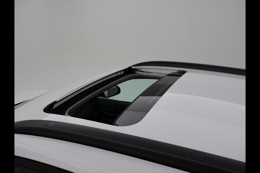 Hyundai Kona EV PREMIUM SKY 64 KWH + SCHUIFDAK | LEDER | TREKHAAK | STOELVENTILATIE | HEAD-UP | CAMERA | ADAPTIVE CRUISE CONTROL