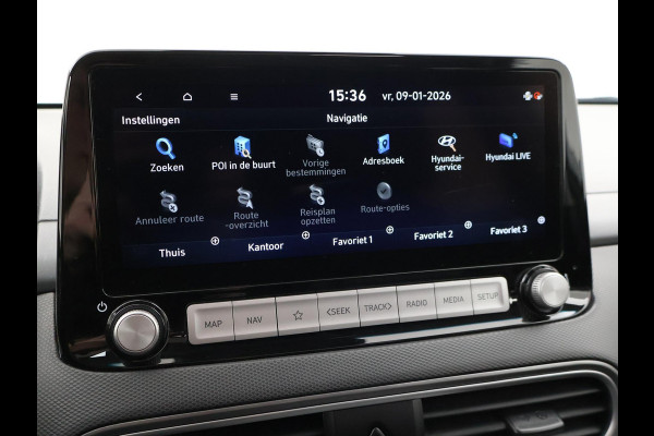 Hyundai Kona EV PREMIUM SKY 64 KWH + SCHUIFDAK | LEDER | TREKHAAK | STOELVENTILATIE | HEAD-UP | CAMERA | ADAPTIVE CRUISE CONTROL