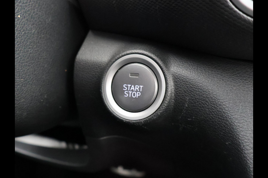 Hyundai Kona EV PREMIUM SKY 64 KWH + SCHUIFDAK | LEDER | TREKHAAK | STOELVENTILATIE | HEAD-UP | CAMERA | ADAPTIVE CRUISE CONTROL