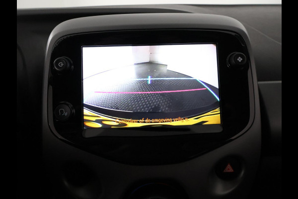 Toyota Aygo 1.0 VVT-i X-PLAY AUTOMAAT GARANTIE TOT 10-2031 BIJNA 2022. APPLE CARPLAY & ANDROID AUTO . ACHTERUITRIJ CAMERA .