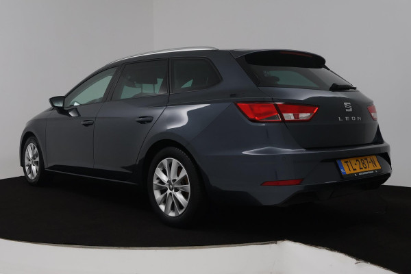 Seat ✅ Leon ST 1.0 EcoTSI Style Business Intense (PARKEERSENSOREN, NAVIGATIE, CARPLAY, CRUISE CONTROL)