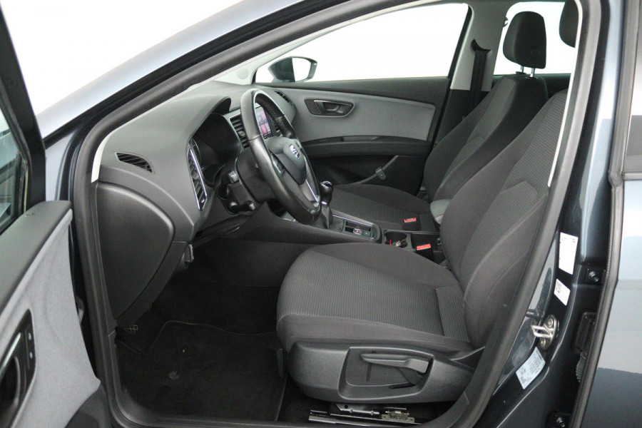 Seat ✅ Leon ST 1.0 EcoTSI Style Business Intense (PARKEERSENSOREN, NAVIGATIE, CARPLAY, CRUISE CONTROL)