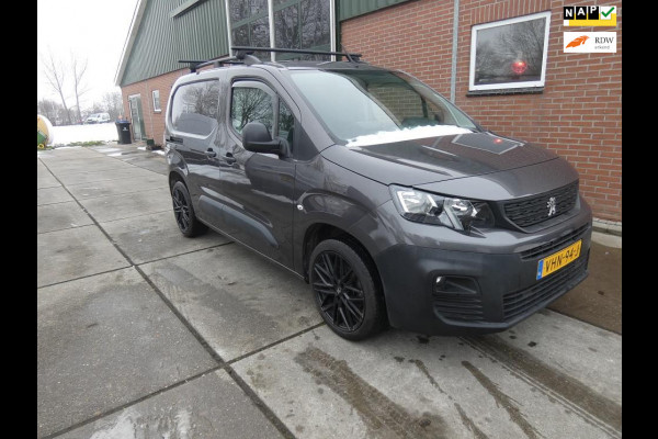 Peugeot Partner 1.5 BlueHDI Premium*3zits*navi leder*18 inch