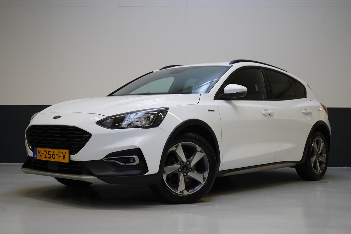 Ford Focus 1.5 EcoBoost 150pk Active X Business | Carplay | Stoelverwarming | Navigatie | Achteruitrijcamera