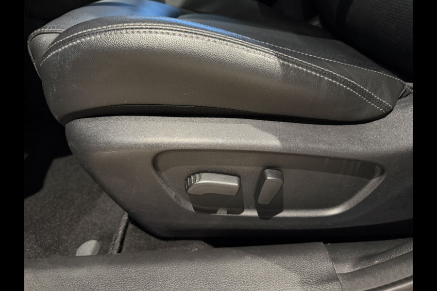 Nissan QASHQAI 1.6DIG-T 163PK Business Trekhaak-1500KG/Winter-pack/360-camera/Pano-dak