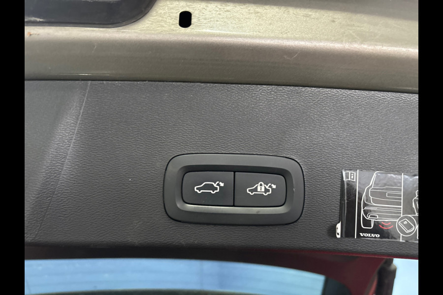 Volvo XC40 1.5 T5 Recharge Inscription Navi | Clima | Cruise | Leer | Trekhaak