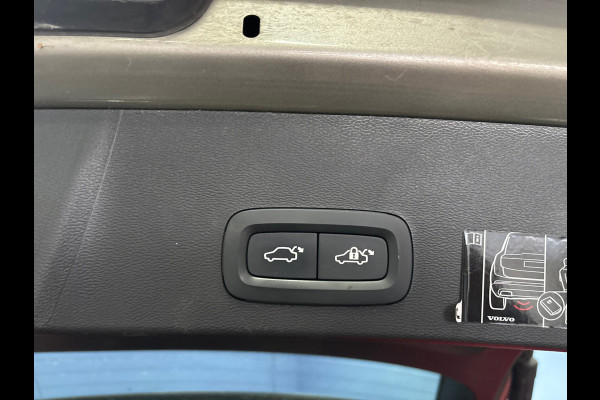 Volvo XC40 1.5 T5 Recharge Inscription Navi | Clima | Cruise | Leer | Trekhaak