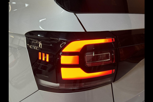 Volkswagen T-Cross 1.5 TSI Style Garantie Carplay StoelVW Camera IQ. Drive ACC Navi Clima Led Dab Rijklaar