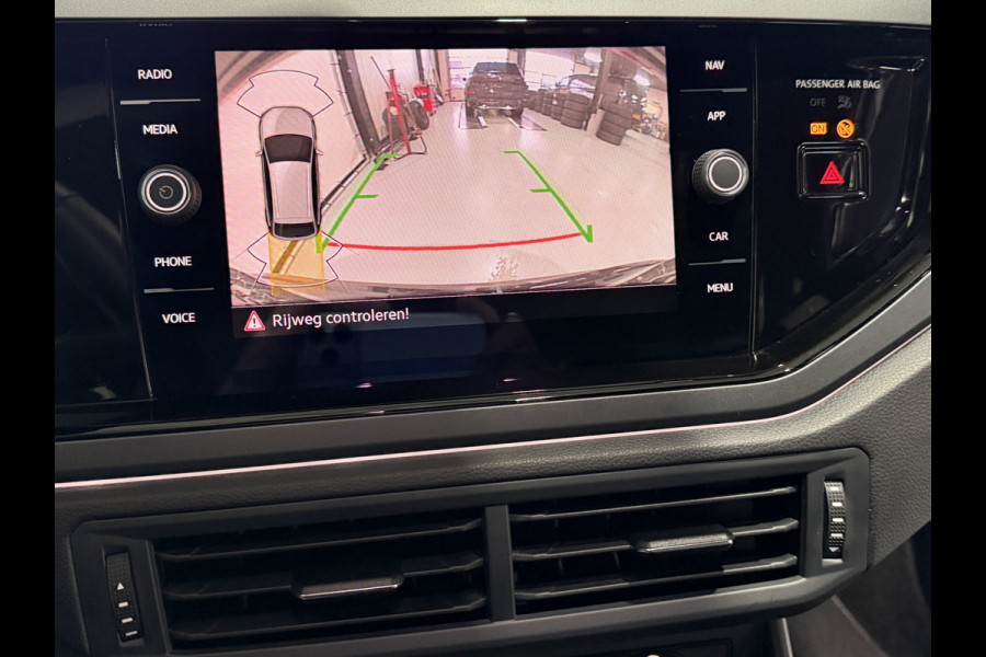 Volkswagen Taigo 1.0 TSI R-Line Edition / Automaat / Camera