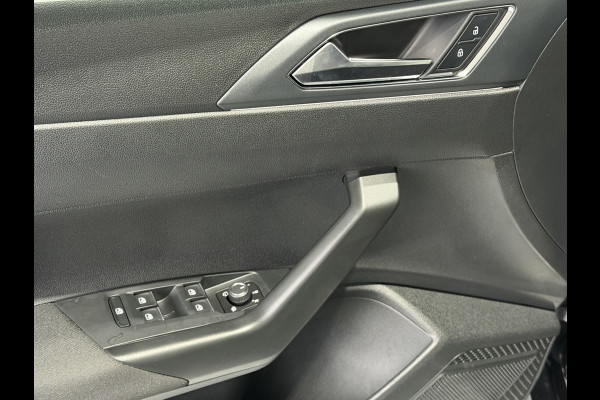 Volkswagen Taigo 1.0 TSI R-Line Edition / Automaat / Camera