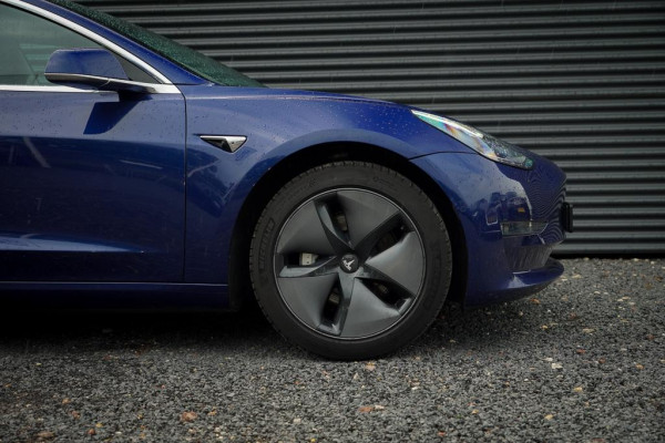 Tesla Model 3 Standard RWD Plus 60 kWh / Autopilot / Marge