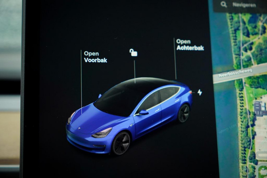 Tesla Model 3 Standard RWD Plus 60 kWh / Autopilot / Marge