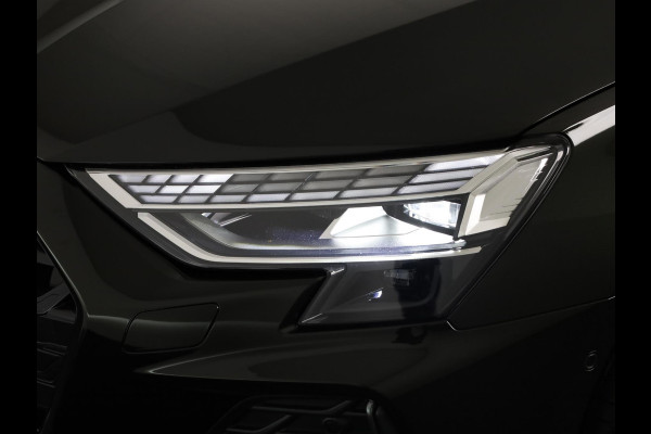 Audi A3 Sportback S edition 40 TFSI e 204 pk | Dark olive green | Sonos premium 3D | Assistentiepakket plus | Ambient verlichting |