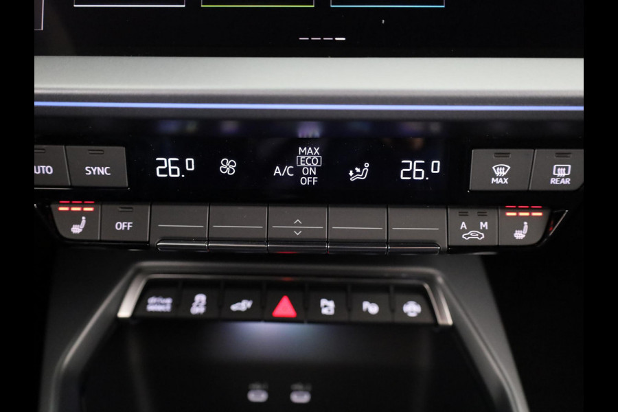 Audi A3 Sportback S edition 40 TFSI e 204 pk | Dark olive green | Sonos premium 3D | Assistentiepakket plus | Ambient verlichting |
