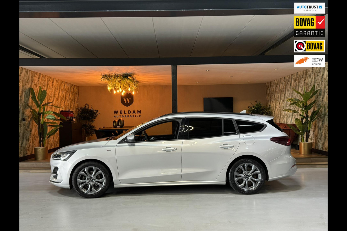 Ford Focus Wagon 1.0 EcoBoost ST Line Garantie StuurVW StoelVW Carplay Keyless Clima Led Navi Rijklaar