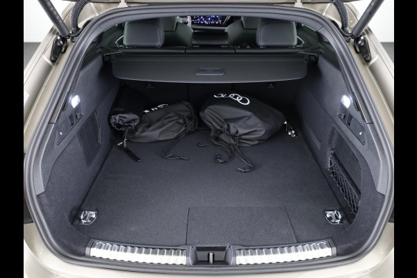 Audi A5 Avant S edition e-hybrid 299 pk | Bang & Olufsen premium 3D | Techniekpakket plus | Elektrische stoelen met memory | Lederen bekleding |