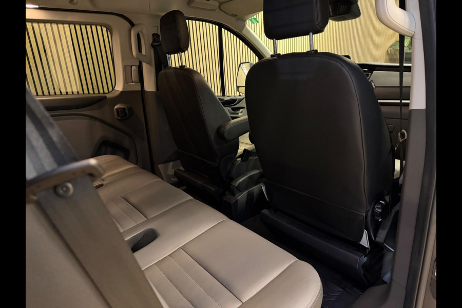 Ford Transit Custom 300 2.0 TDCI L2H1 Limited 5P. Nieuwstaat