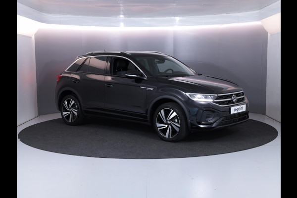 Volkswagen T-Roc 1.5 TSI R-Line 150 pk Automaat (DSG) | Verlengde garantie | Navigatie | Trekhaak (afneembaar) | Parkeersensoren (Park assist) | Achteruitrijcamera | R-Line |