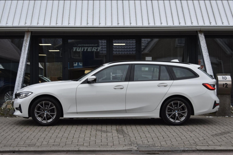 BMW 3 Serie Touring 318i High Executive Sport Line | TREKHAAK | APPLE CARPLAY | NAP | DEALER ONDERHOUDEN | ANDROID AUTO