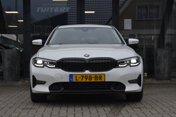 BMW 3 Serie Touring 318i High Executive Sport Line | TREKHAAK | APPLE CARPLAY | NAP | DEALER ONDERHOUDEN | ANDROID AUTO