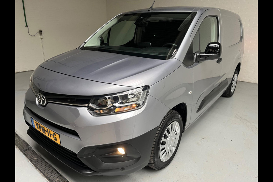 Toyota PROACE CITY L2H1 130PK 1.5 D-4D euro6 Live Long, Airco, Trekhaak 1200KG, Navigatie, Grijs Metallic, RIJKLAARPRIJS!