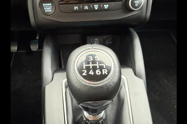 Ford FOCUS Wagon 1.0 EcoBoost Hybrid Titanium X 125pk AGR Stoelen | 17 inch velgen | Winterpack | SYNC 4 | Achteruitrijcamera