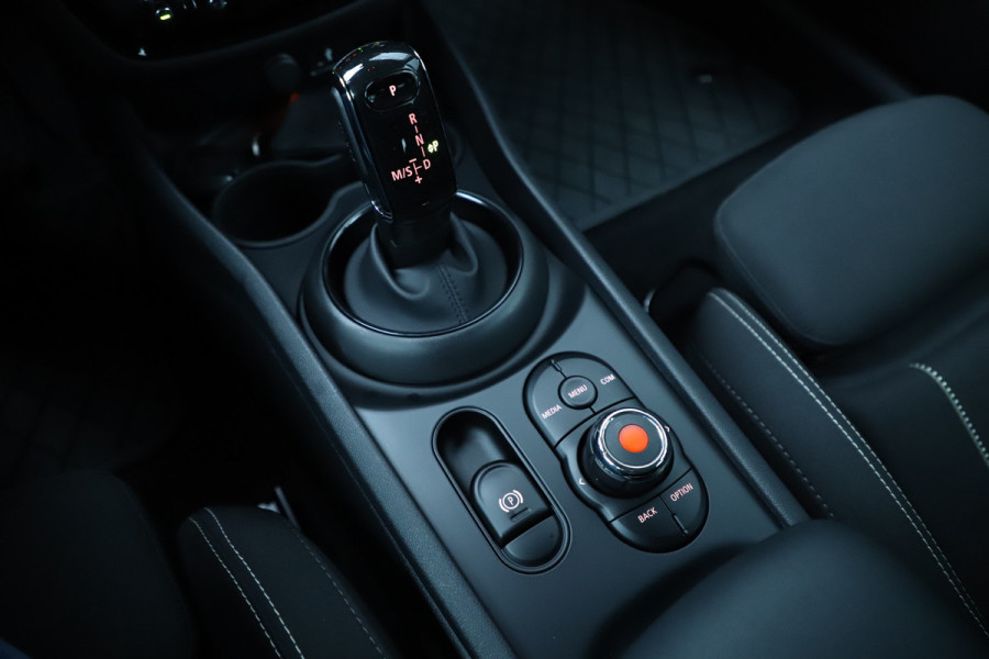 MINI Clubman 2.0 Cooper S | 192PK | Led | Stoelverwarming | Clima | Pdc | Carplay | Facelift | 2020.