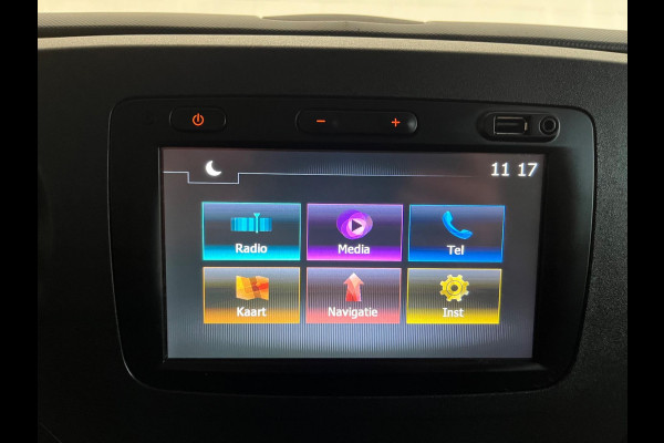 Renault Master T35 2.3 dCi 170PK euro6 L3H2 3Persoons Airco, Navigatie, Omvormer V230, Luchtvering, Trekhaak, RIJKLAARPRIJS!