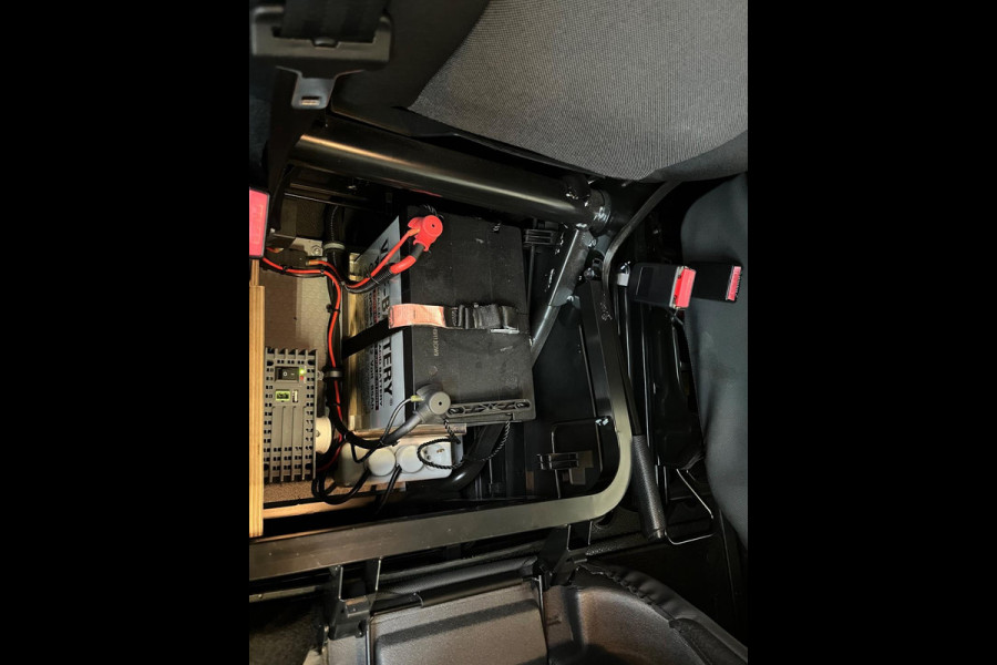 Renault Master T35 2.3 dCi 170PK euro6 L3H2 3Persoons Airco, Navigatie, Omvormer V230, Luchtvering, Trekhaak, RIJKLAARPRIJS!