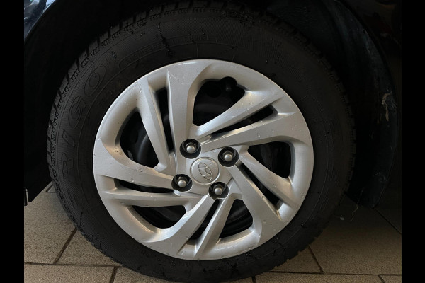 Hyundai i10 1.0 Comfort AIRCO STOELVERW STUURVERW MULTI STUUR BLUETOOTH ELEK RAMEN CENT VERG NIEUWSTAAT