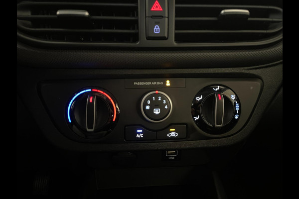 Hyundai i10 1.0 Comfort AIRCO STOELVERW STUURVERW MULTI STUUR BLUETOOTH ELEK RAMEN CENT VERG NIEUWSTAAT