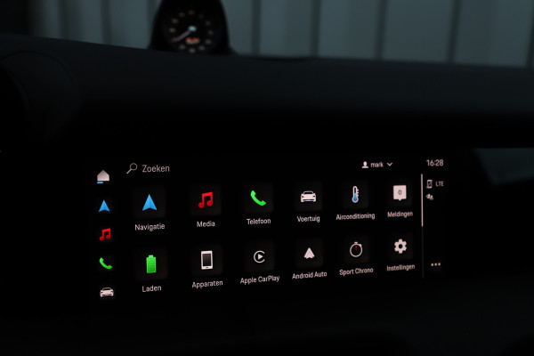 Porsche Taycan Cross Turismo 4 93 kWh | 476PK | Luchtvering (PASM) | Keyless-go | Sport-chrono | Bose | Hefsysteem vooras | Stuurwielverw. | 2022.