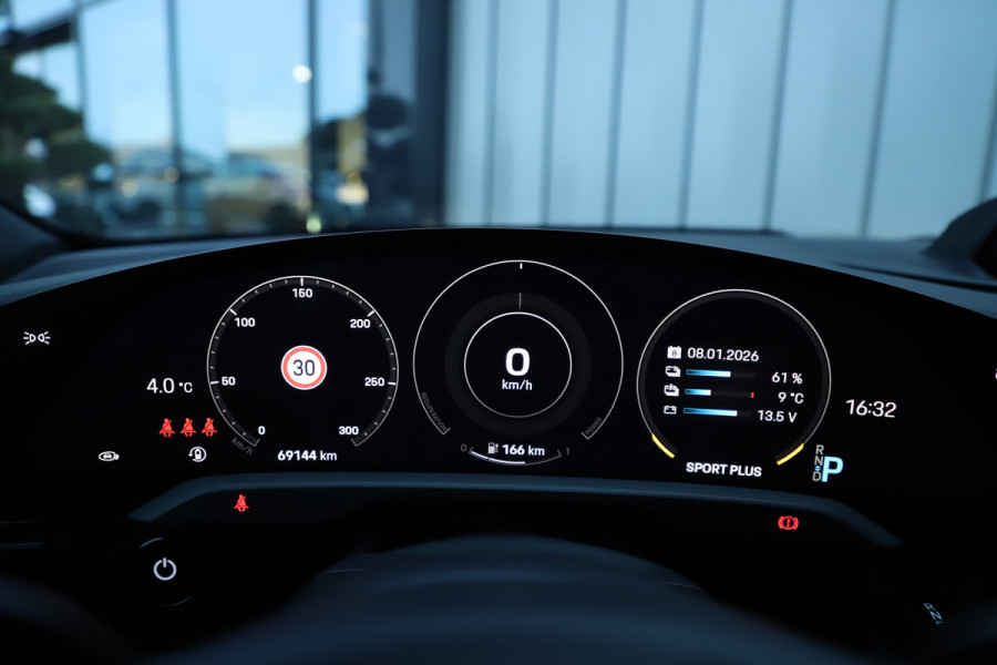 Porsche Taycan Cross Turismo 4 93 kWh | 476PK | Luchtvering (PASM) | Keyless-go | Sport-chrono | Bose | Hefsysteem vooras | Stuurwielverw. | 2022.