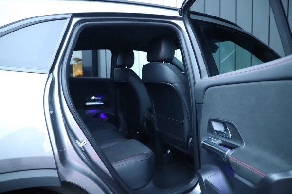 Mercedes-Benz GLA 250e AMG | 218PK | Sfeerverlichting | Led | Stoelverwarming | Standkachel | Widescreen | Carplay | Clima | 2022.