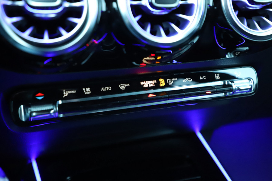 Mercedes-Benz GLA 250e AMG | 218PK | Sfeerverlichting | Led | Stoelverwarming | Standkachel | Widescreen | Carplay | Clima | 2022.
