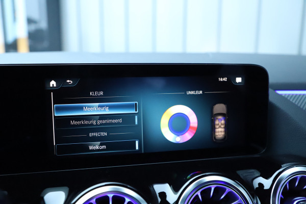 Mercedes-Benz GLA 250e AMG | 218PK | Sfeerverlichting | Led | Stoelverwarming | Standkachel | Widescreen | Carplay | Clima | 2022.