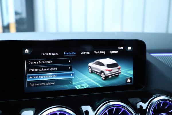Mercedes-Benz GLA 250e AMG | 218PK | Sfeerverlichting | Led | Stoelverwarming | Standkachel | Widescreen | Carplay | Clima | 2022.
