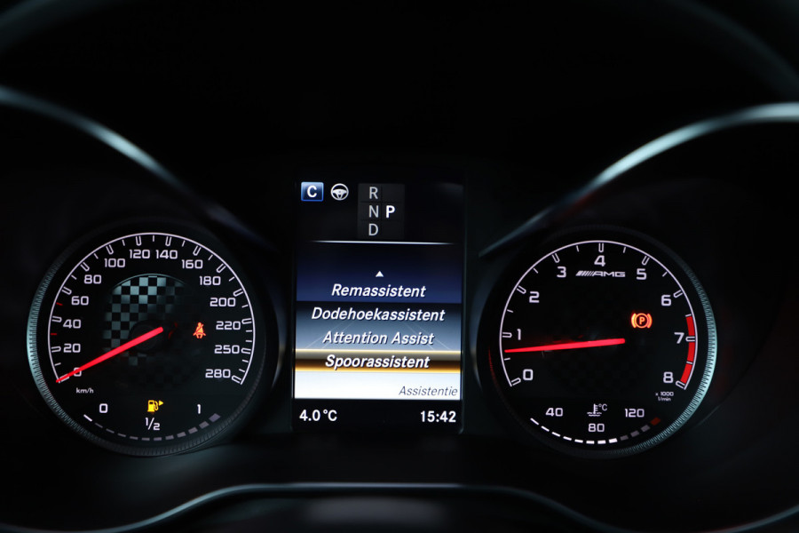 Mercedes-Benz GLC AMG 43 4-Matic | 367PK | Head-up | Luchtvering | Designo | Keyless-go | Distronic+ | ILS | Sfeerverlichting | 2018.