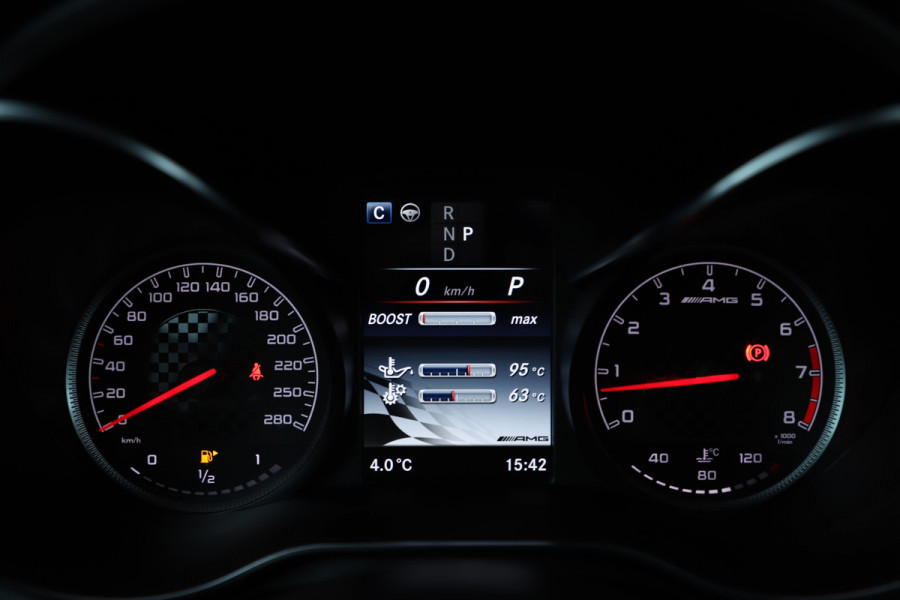 Mercedes-Benz GLC AMG 43 4-Matic | 367PK | Head-up | Luchtvering | Designo | Keyless-go | Distronic+ | ILS | Sfeerverlichting | 2018.