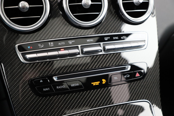 Mercedes-Benz GLC AMG 43 4-Matic | 367PK | Head-up | Luchtvering | Designo | Keyless-go | Distronic+ | ILS | Sfeerverlichting | 2018.