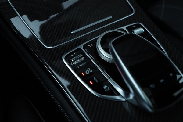 Mercedes-Benz GLC AMG 43 4-Matic | 367PK | Head-up | Luchtvering | Designo | Keyless-go | Distronic+ | ILS | Sfeerverlichting | 2018.