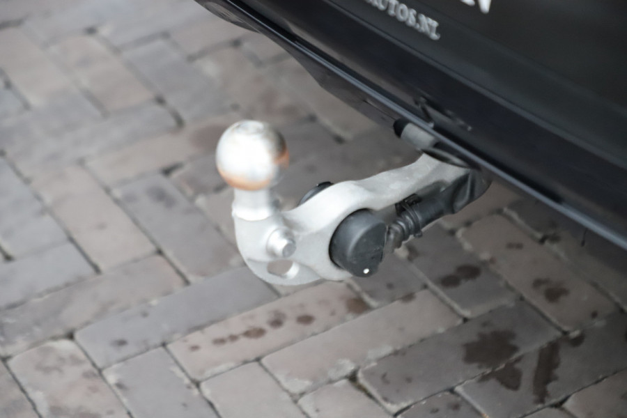 Mercedes-Benz GLC Coupé 300e AMG 4-Matic Aut9 | 313PK | Sfeerverlichting | ACC | Pano | Leder | Trekhaak | Memory | 2024.