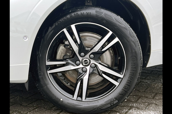 Volvo XC60 2.0 B4 R-Design | Pano | 360 Camera | Memory | Harman Kardon