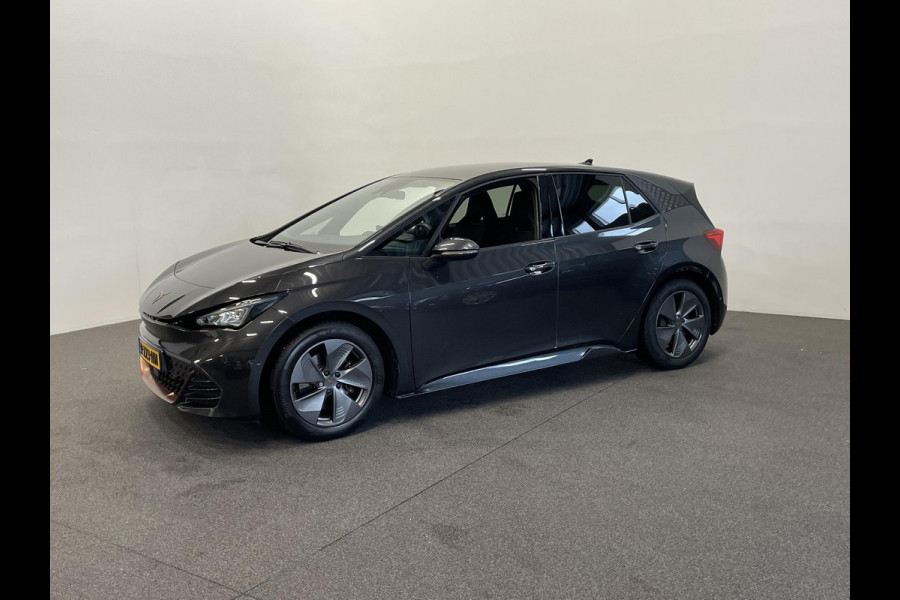 CUPRA Born Business Plus 62 kWh Navigatie Apple Carplay/Android Auto Camera Parkeersensoren Adaptive Cruise Control Stuurverwarming Full Led Climate Control