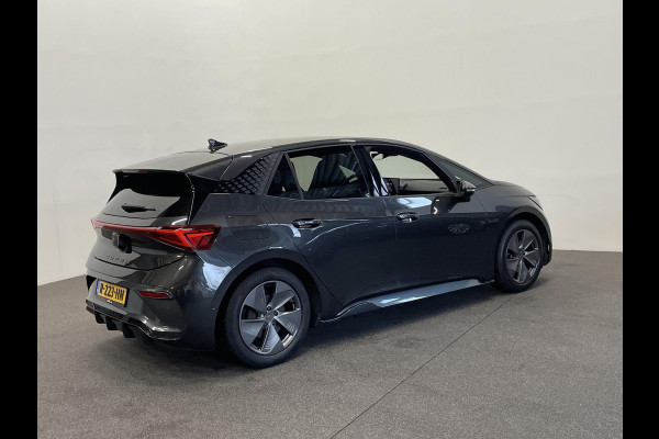 CUPRA Born Business Plus 62 kWh Navigatie Apple Carplay/Android Auto Camera Parkeersensoren Adaptive Cruise Control Stuurverwarming Full Led Climate Control