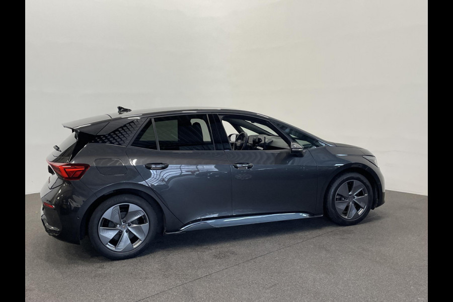 CUPRA Born Business Plus 62 kWh Navigatie Apple Carplay/Android Auto Camera Parkeersensoren Adaptive Cruise Control Stuurverwarming Full Led Climate Control