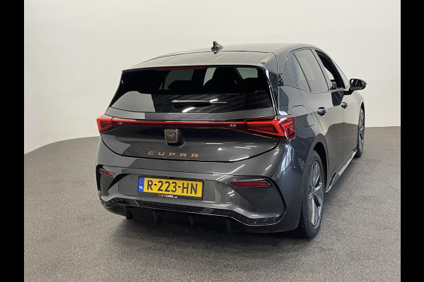 CUPRA Born Business Plus 62 kWh Navigatie Apple Carplay/Android Auto Camera Parkeersensoren Adaptive Cruise Control Stuurverwarming Full Led Climate Control