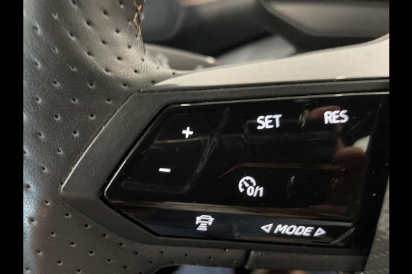 CUPRA Born Business Plus 62 kWh Navigatie Apple Carplay/Android Auto Camera Parkeersensoren Adaptive Cruise Control Stuurverwarming Full Led Climate Control